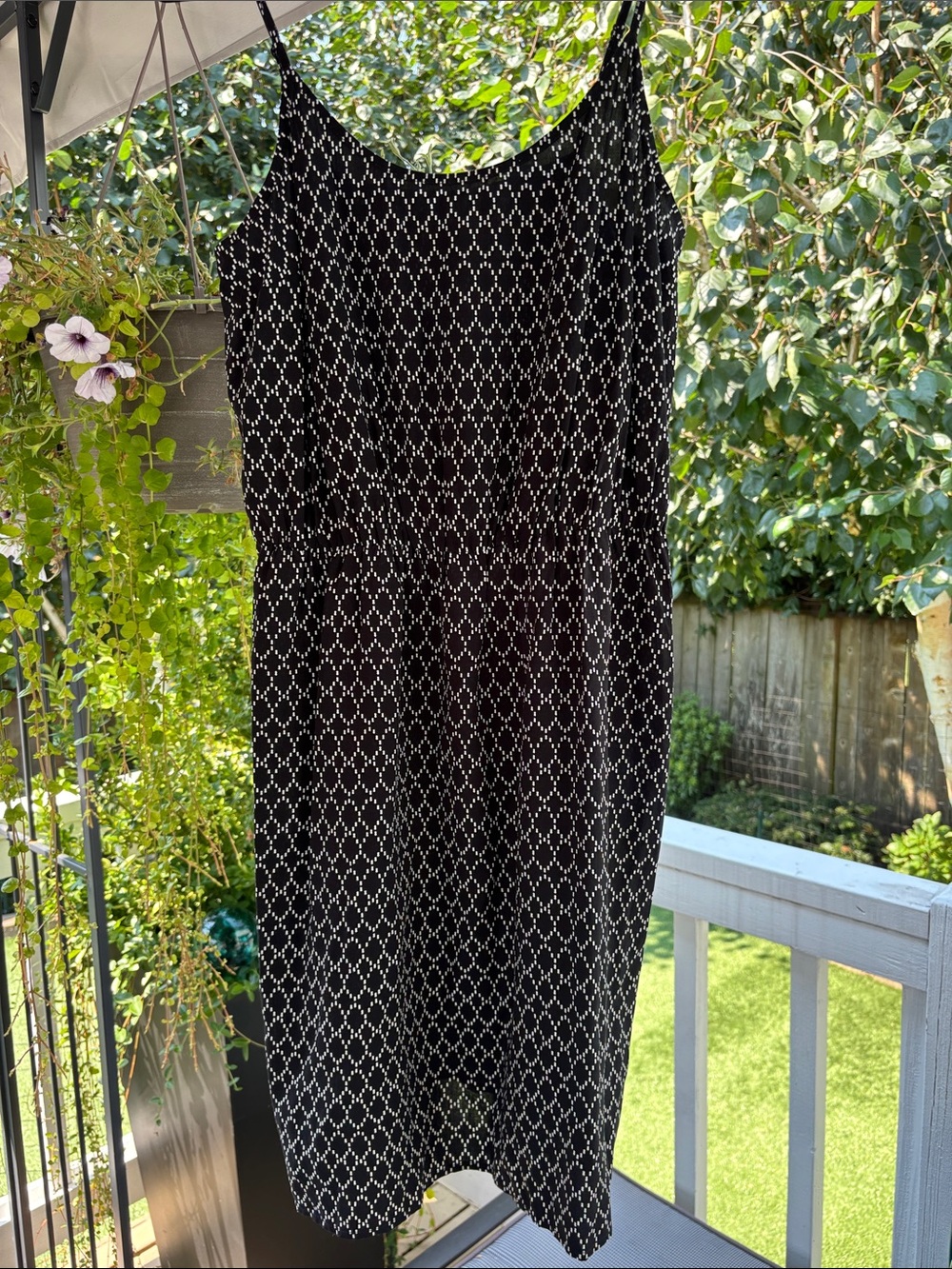 Old Navy 🆕 Spaghetti Strap Black & White Diamond-Print Midi Dress Medium